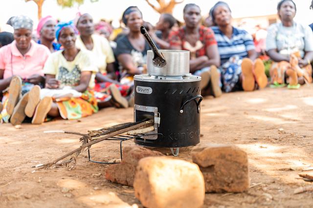 Clean cooking stoves Zambia